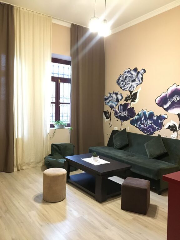 Тбилиси: Check Point Hostel