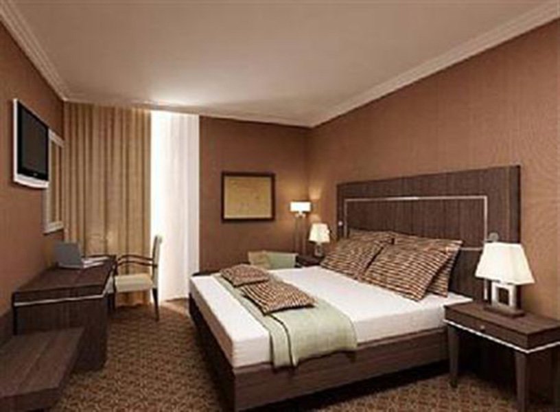 Дубай: All Seasons Hotel Apartments
