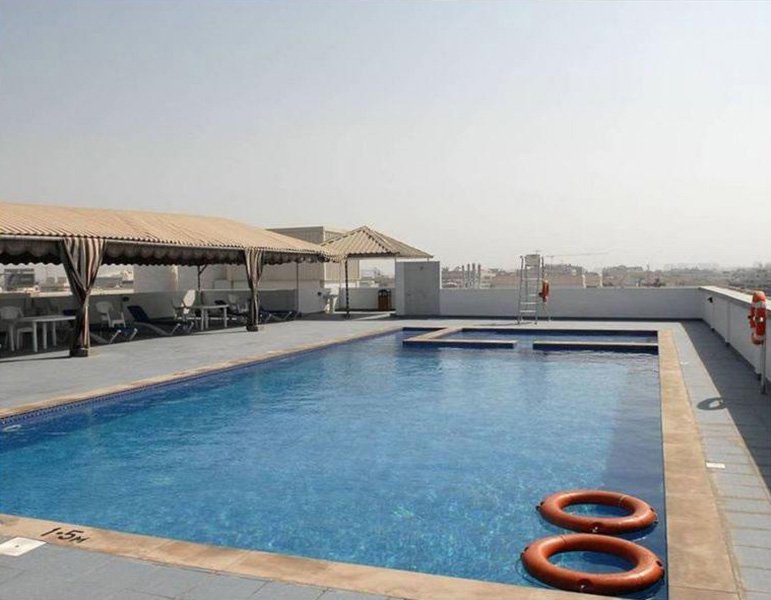 Дубай: All Seasons Hotel Apartments