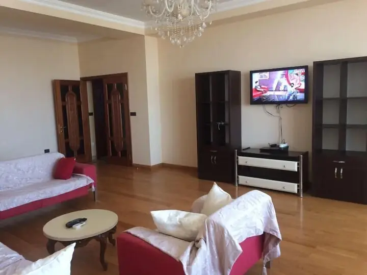 Баку: Sahil Plaza Apartments