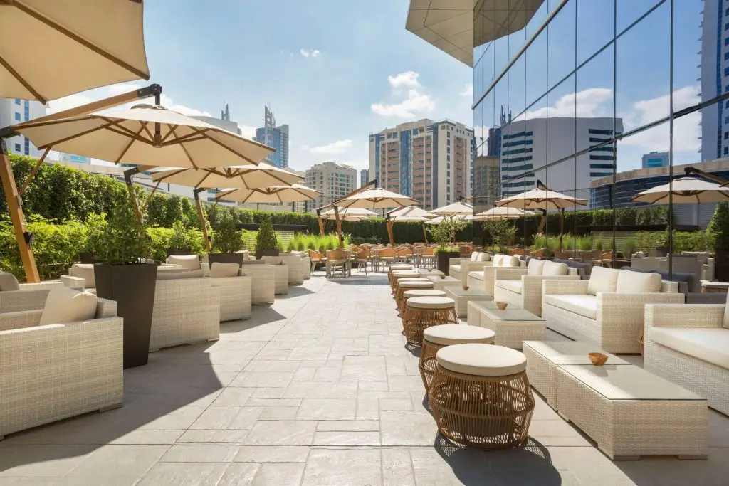 Дубай: Отель TRYP by Wyndham Dubai