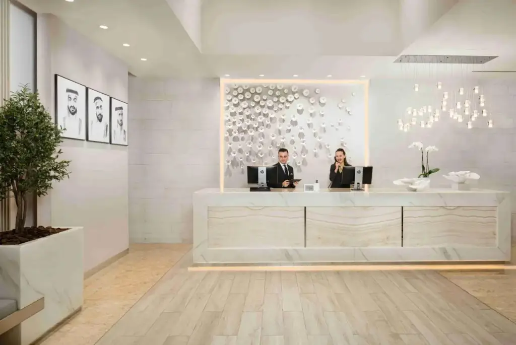 Абу-Даби: Beach Rotana Hotel - All Suites