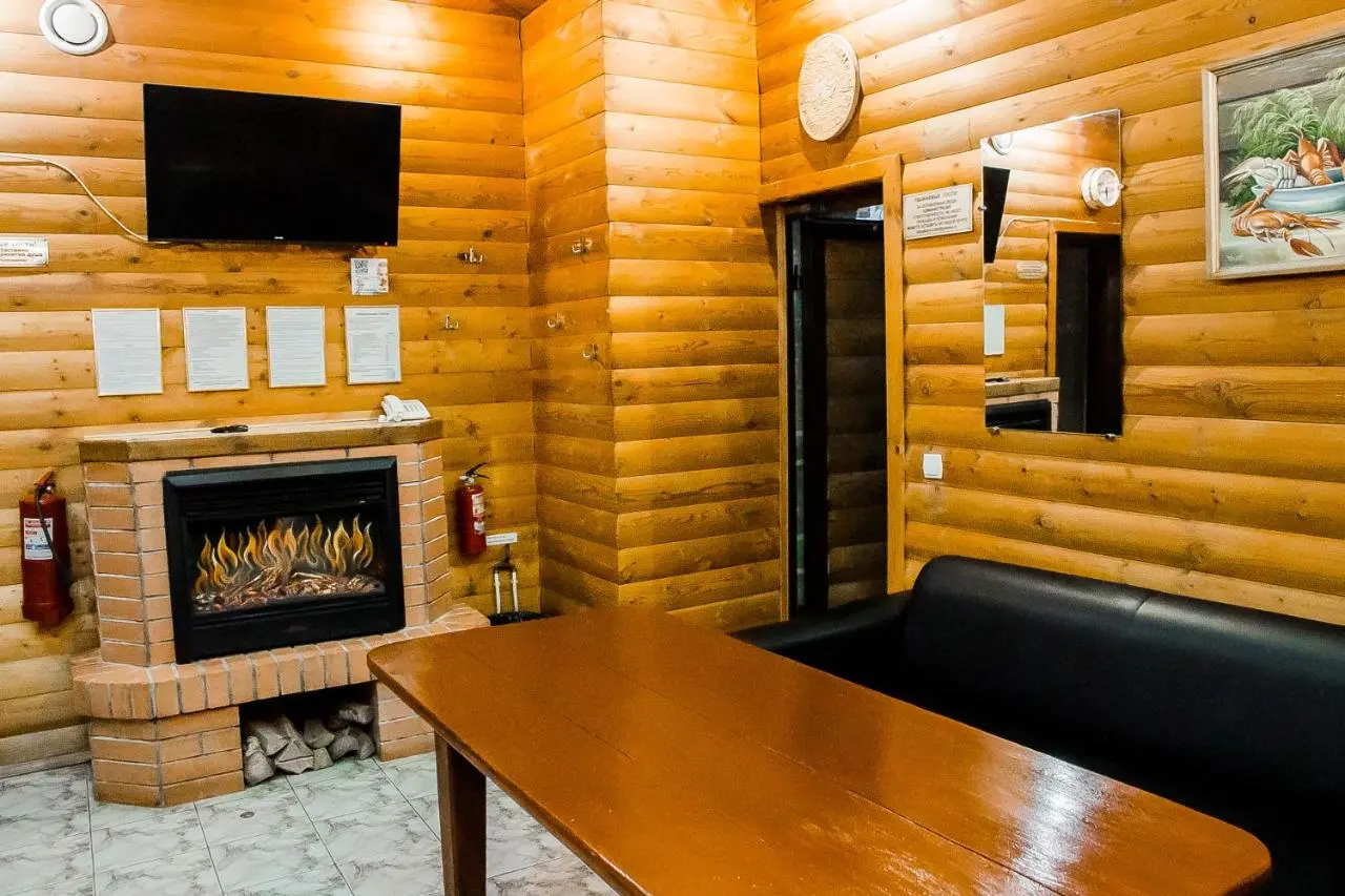 Лениногорск: Hotel Akvamarin