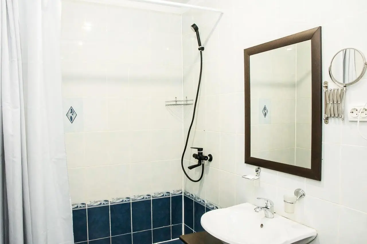 Лениногорск: Hotel Akvamarin