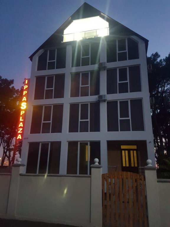 Поти: Ippa S Plaza Hotel