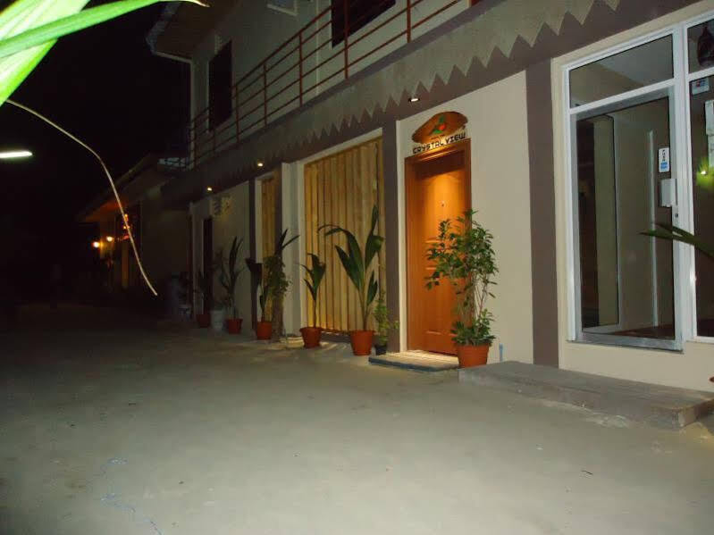 Южный Мале Атол: Irudheyma Gulhi Guest House