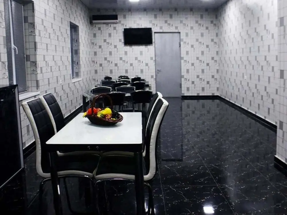 Тбилиси: Hotel Luxinn