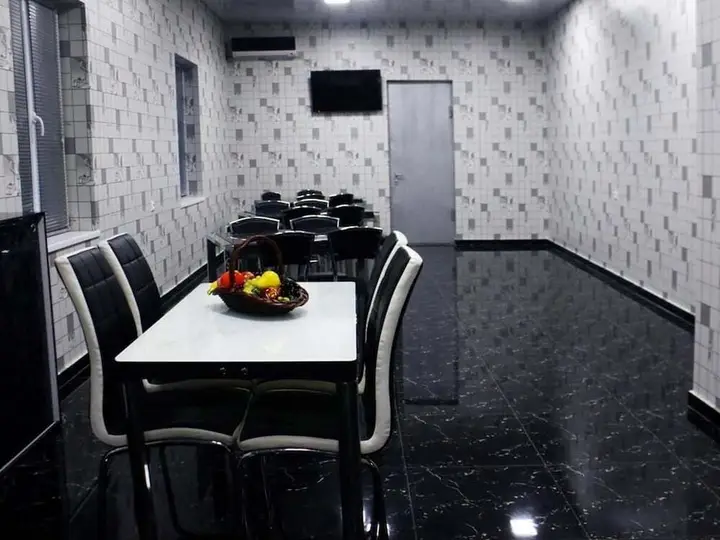 Тбилиси: Hotel Luxinn