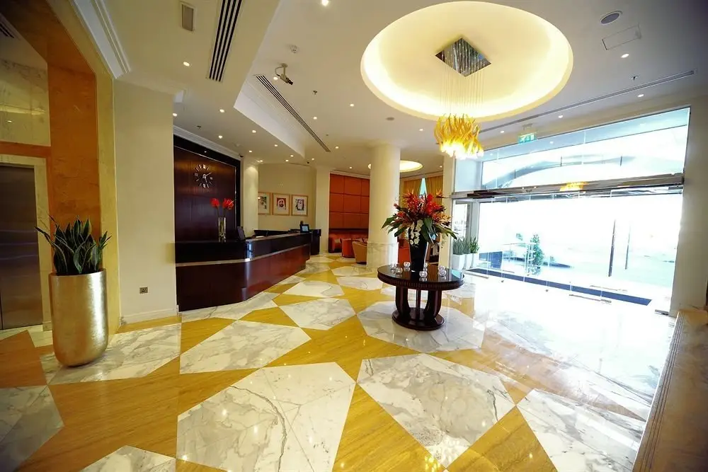 Дубай: Paragon Hotel Dubai