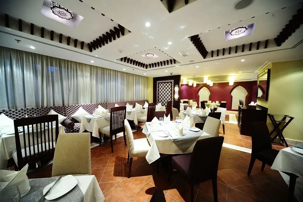 Дубай: Paragon Hotel Dubai
