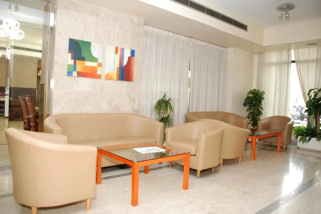 Шарджа: Al Buhaira Hotel Apartments
