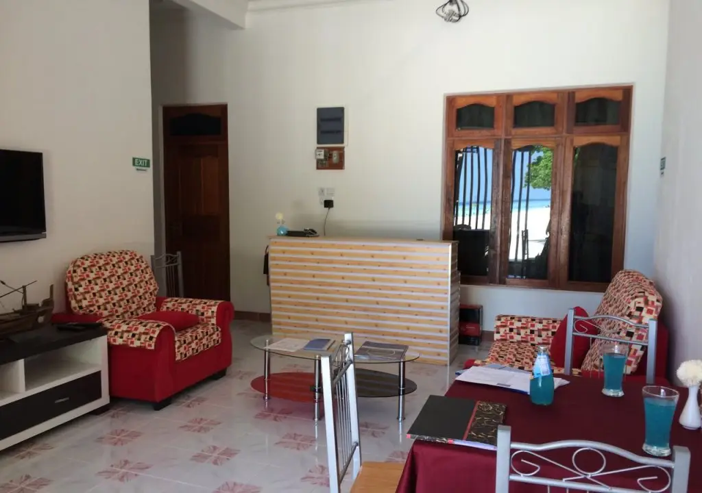 Гули: Gurus Maldives at Gulhi Island
