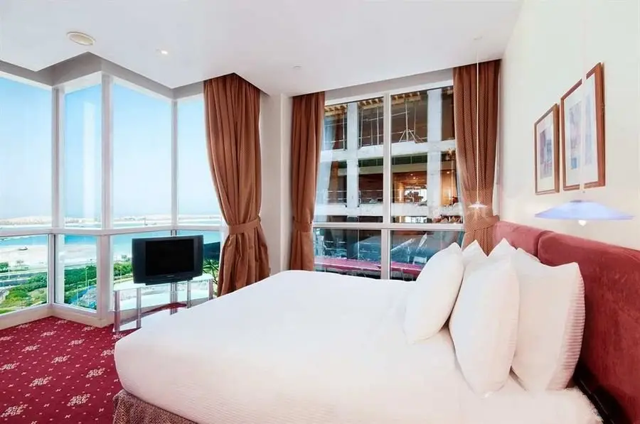 Абу-Даби: Hilton Baynunah hotel