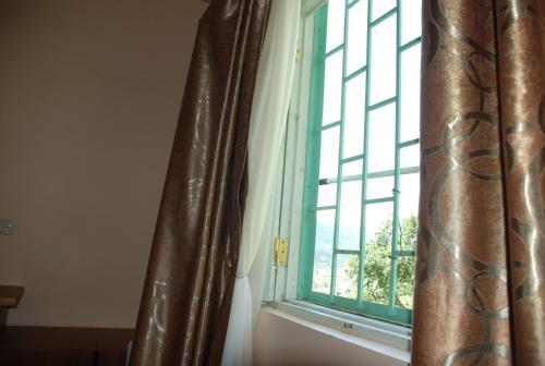 Местиа: Guest House Qoruldi