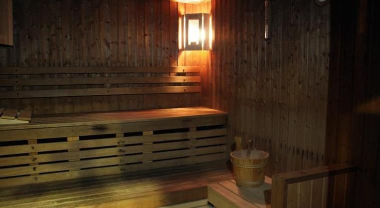 Дубай: Oasis Court Hotel Apartments