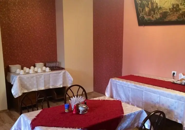 Тбилиси: Hotel Narikala Palace