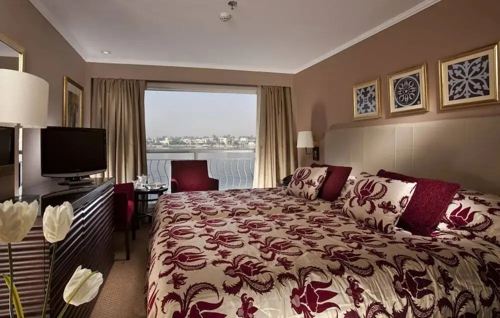 Луксор: M/s Renaissance Luxor-luxor 7 Nights Cruise