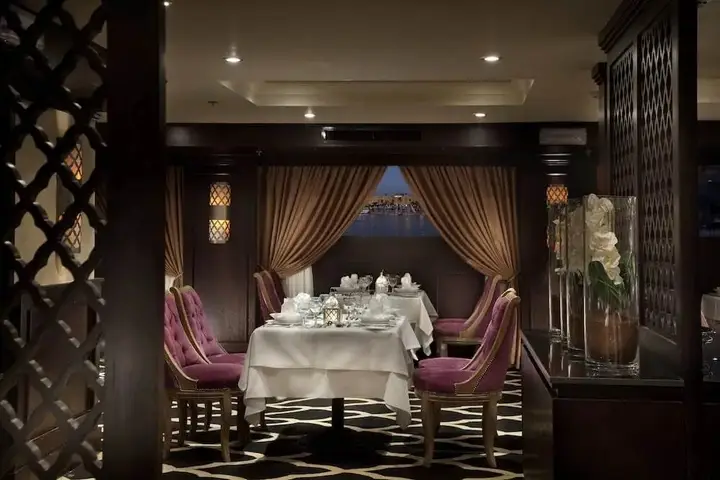 Луксор: M/s Renaissance Luxor-luxor 7 Nights Cruise