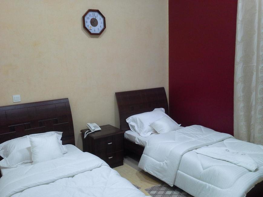 Дубай: Al Hili Hotel