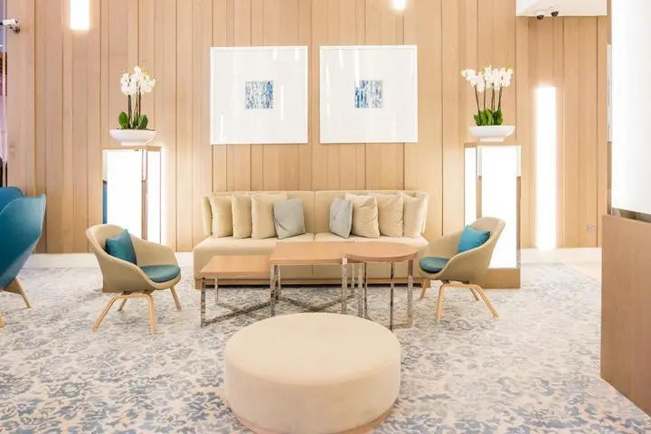 Дубай: Отель Holiday Inn & Suites Dubai Festival City an IHG