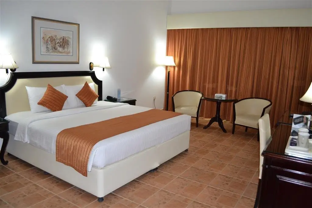 Аль-Рахба: Tulip Inn Al Rahba