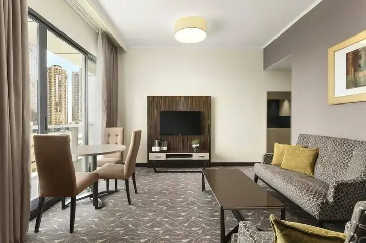 Абу-Даби: Al Diar Regency Hotel