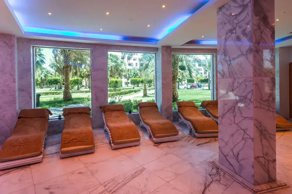 Almas Palace Resort (Families & Couples Only) — фото 1