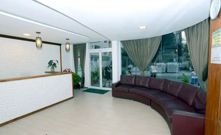 Хулхумале: Express Inn