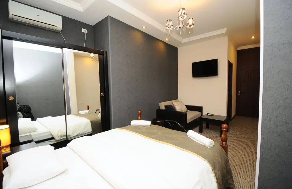 Тбилиси: Hotel Old Rustaveli