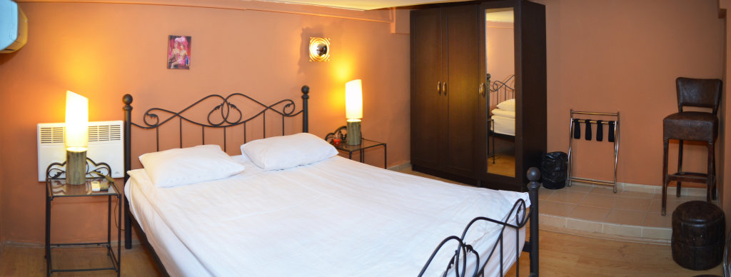 Тбилиси: Hotel Old Rustaveli