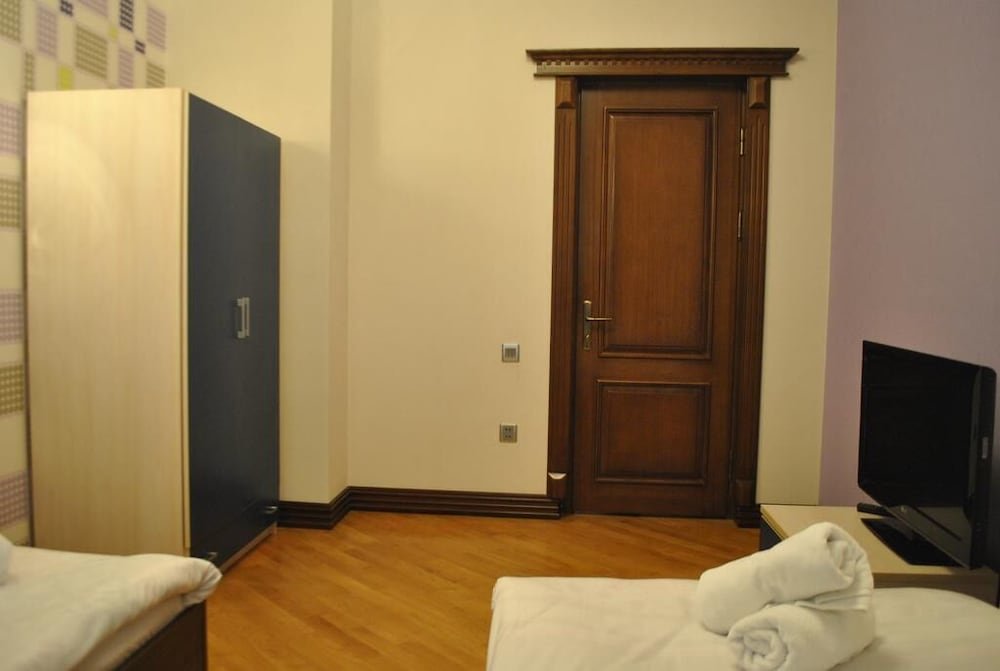 Баку: Apartment on Mirza Fatali Akhundov 179