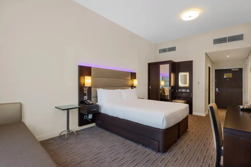 Дубай: Premier Inn Dubai Ibn Battuta Mall