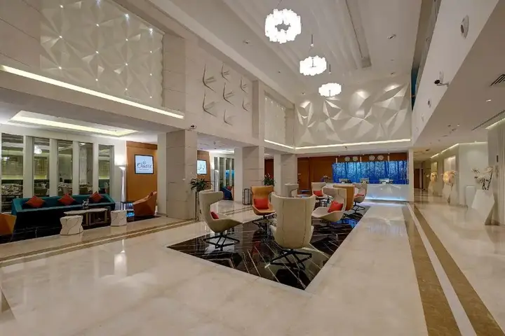 Дубай: Royal Continental Hotel