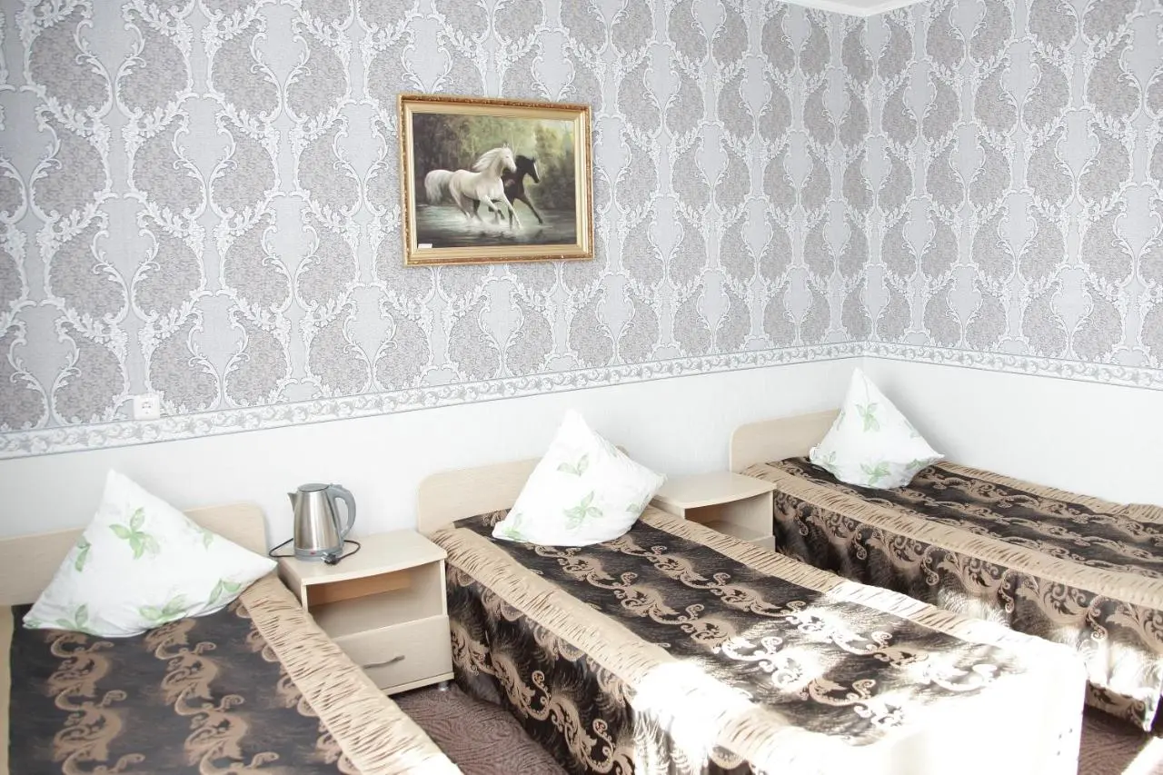 Буинск: Hotel Landyshy