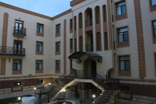 Бухара: Отель Zargaron Plaza