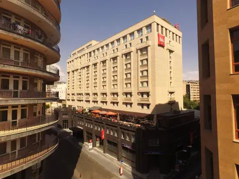 ibis Yerevan Center — фото 1