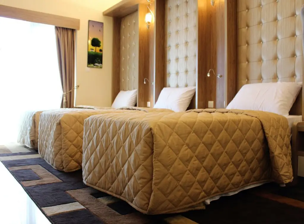 Дубай: Naif view Hotel By Gemstones