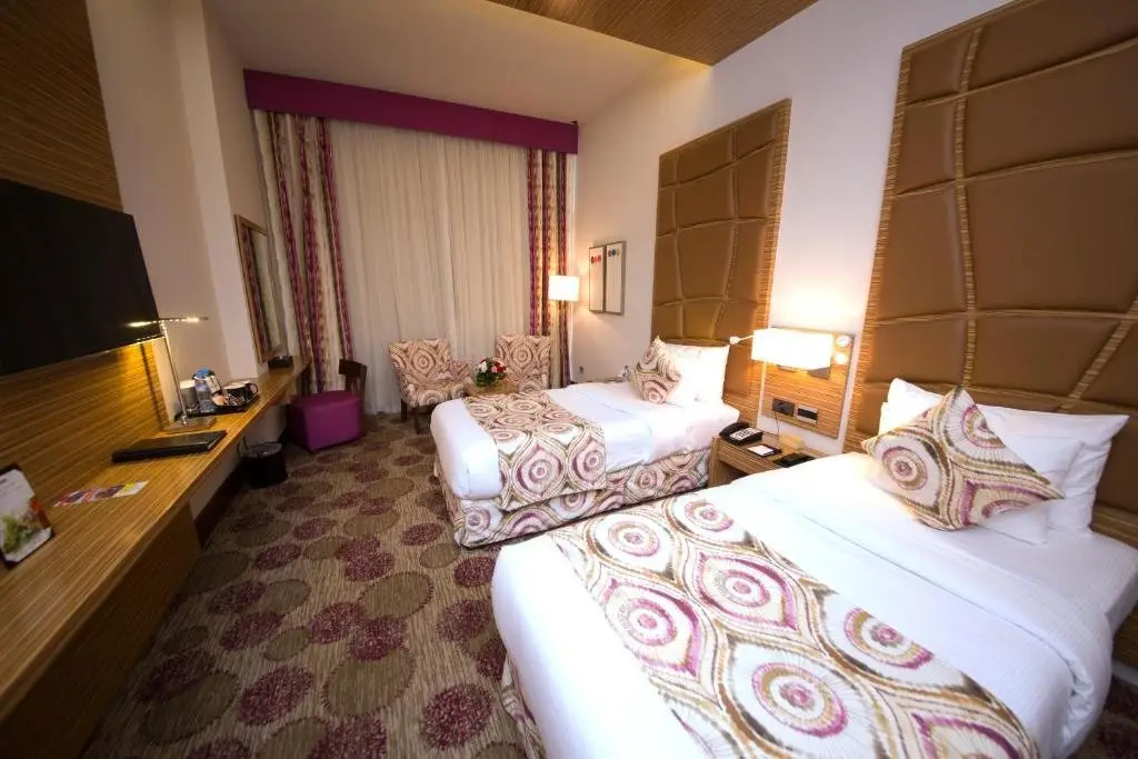 Дубай: Best Western Plus: Pearl Creek Hotel