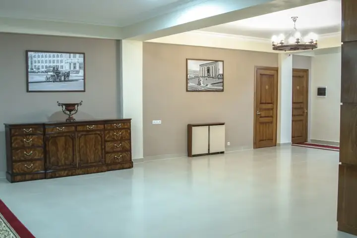 Гюмри: Отель Plaza Viktoria