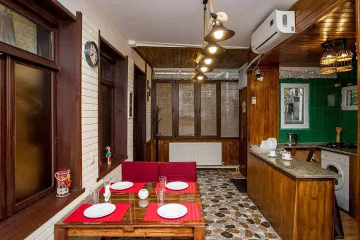 Тбилиси: Wall Inn Tbilisi Hostel
