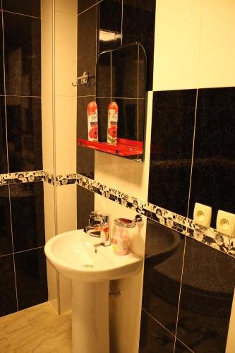 Местиа: Guesthouse Coral
