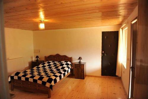 Местиа: Hotel Qortvebish Svaneti