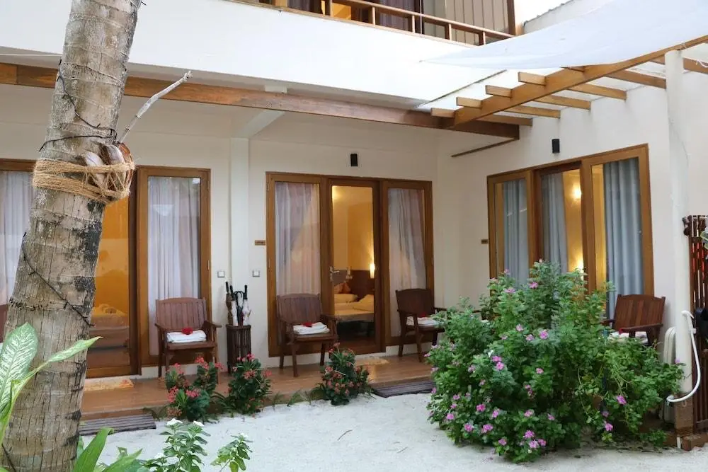 Атолл Алиф-Дхаалу: Гостевой дом Ocean Beach Inn - Maldives