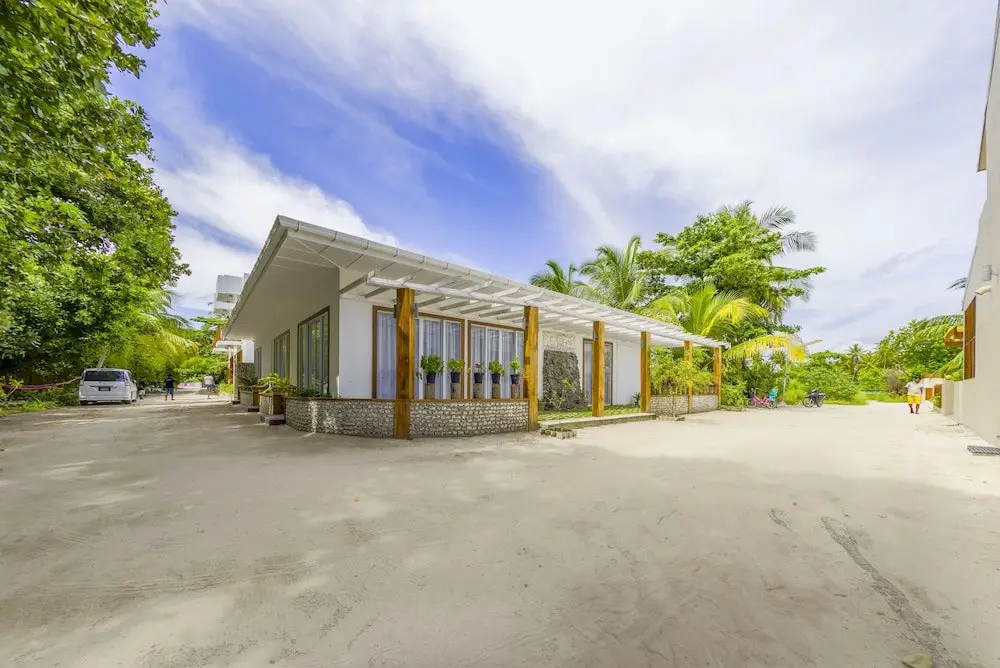 Дигура: Dhigurah Retreat Beach