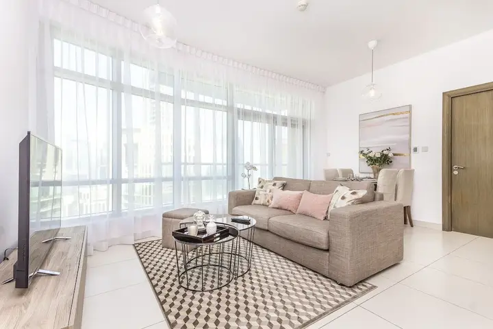 Дубай: Driven Holiday Homes - Loft East