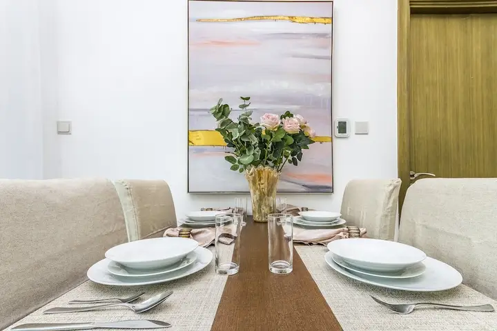 Дубай: Driven Holiday Homes - Loft East
