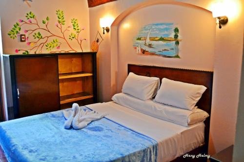 Абу-Симбел: Tuya Hotel