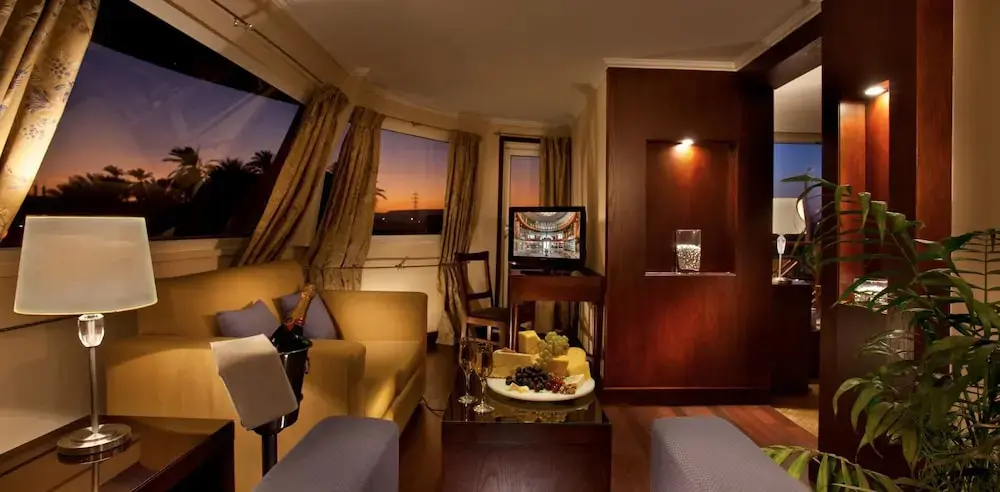 Луксор: Sonesta Moon Goddess Nile cruise ship - 4 & 7 nights - From Luxor every Monday