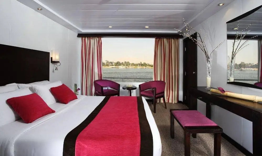 Луксор: Movenpick MS Royal Lily “7 Night Cruise” from Luxor to Luxor