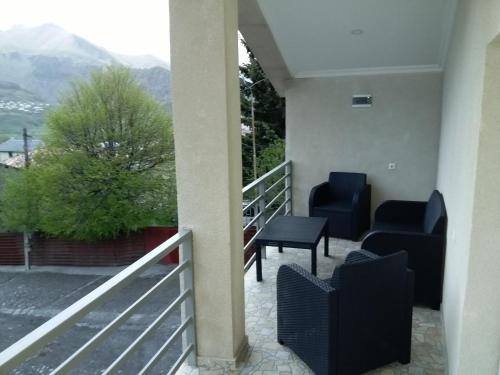 Степанцминда: Guest House Qubi